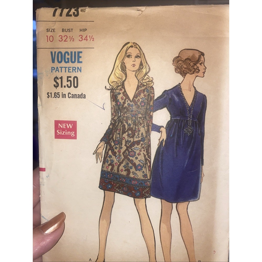 Vintage 1970’s Vogue Dress Sewing Pattern 7723 Size 10 Cut Complete